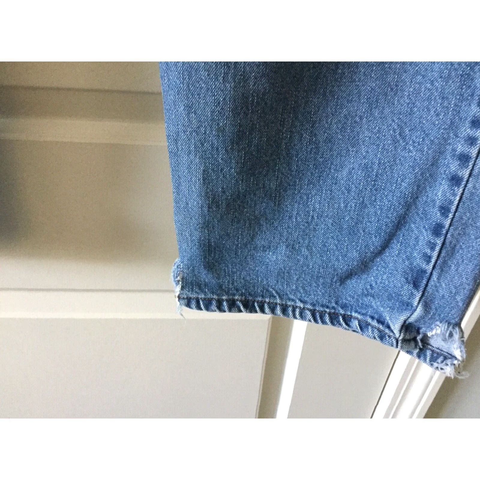 Levi's Levi's 550 Relaxed Fit Denim Jeans 42x32 Medium Wash Blue Mens Size US 42 / EU 58 - 3 Thumbnail