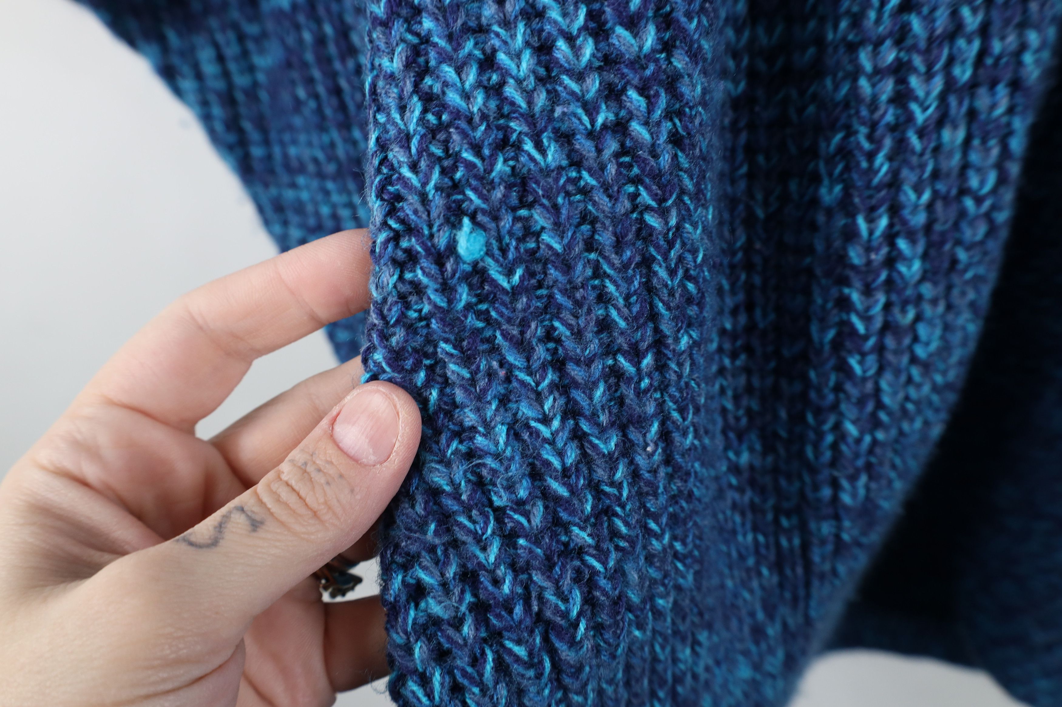 Vintage Vintage 90s Streetwear Ribbed Knit Crewneck Sweater Blue Size US XL / EU 56 / 4 - 8 Thumbnail