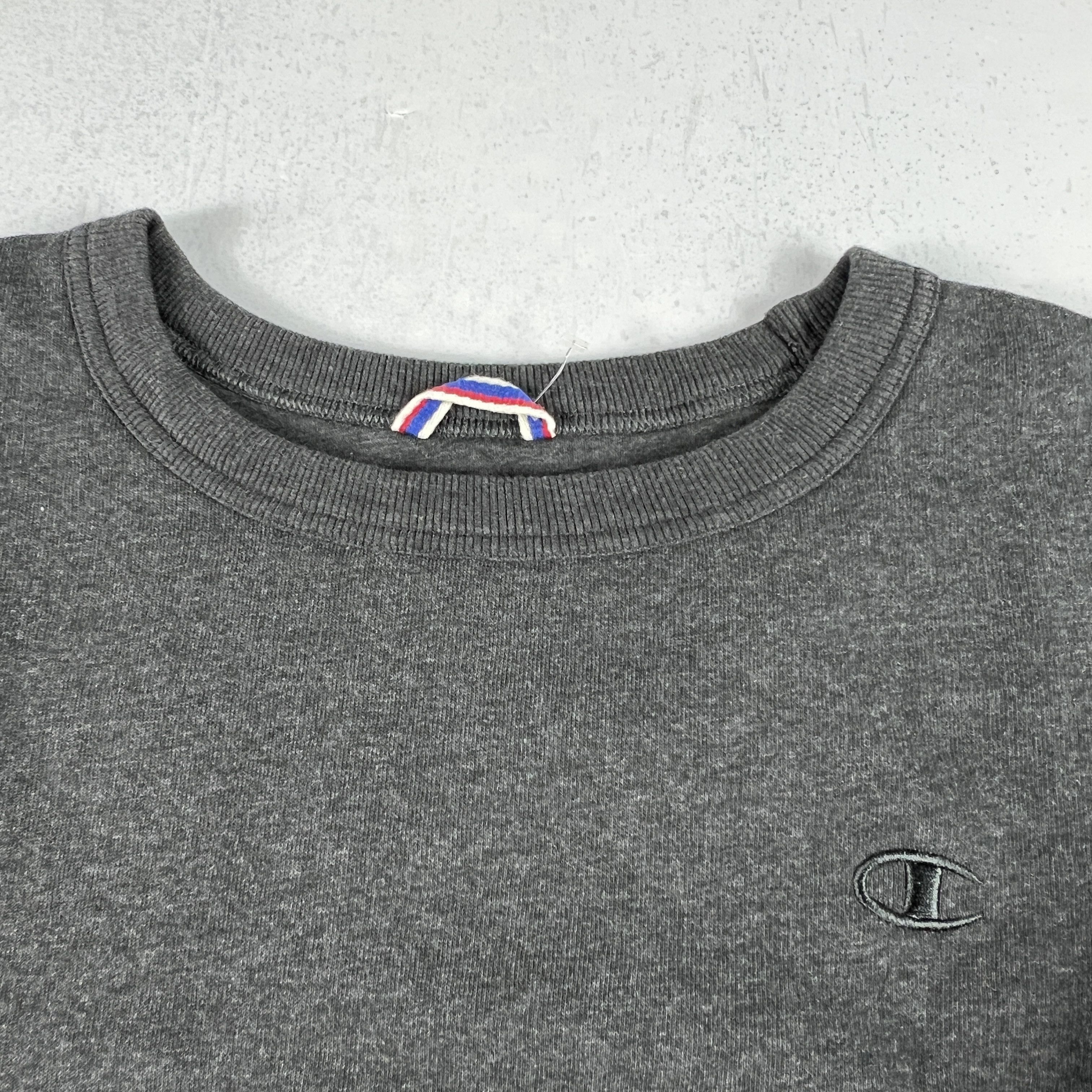 Champion Champion Sweatshirt Dark Grey Faded Tonal Pullover Crewneck Size US XL / EU 56 / 4 - 5 Thumbnail