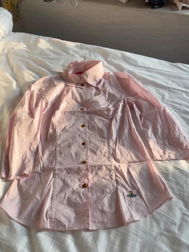 Vivienne Westwood Vivienne Westwood Pink hollow heart half sleeve shirt Size XS / US 0-2 / IT 36-38 - 1 Thumbnail