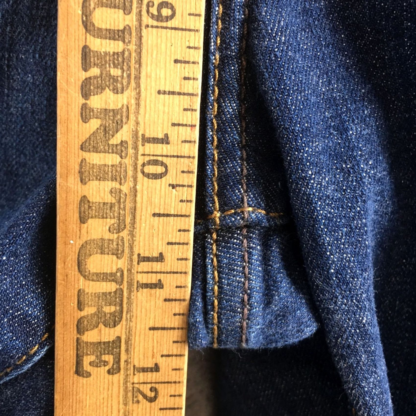 Calvin Klein Calvin Klein Straight Jeans Womens 33/16 Denim Mid Rise Zip Fly Blue Denim 5-Pocket Regular Waist 28.75 Inseam Size 24" / US 00 / IT 34 - 7 Thumbnail
