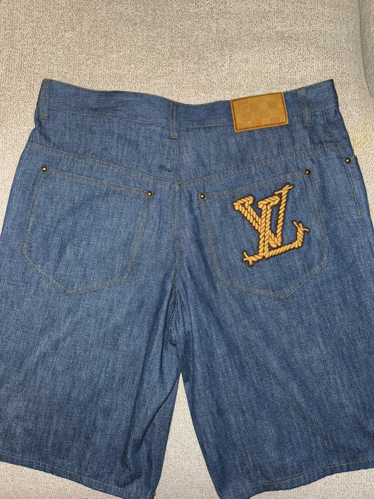Louis Vuitton LOUIS VUITTON -COTTON CHAMBRAY ROPE LOGO SHORTS "INDIGO" Size US 34 / EU 50 - 4 Thumbnail