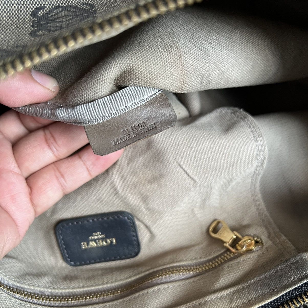 Loewe Loewe Monogram Coated Canvas Shoulder Bag Size ONE SIZE - 8 Thumbnail