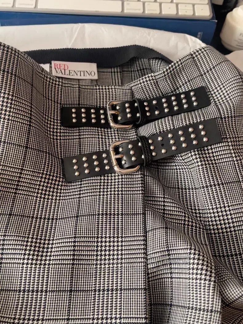Valentino Valentino Pleated skirt with plaid leather buttons Size XS / US 0-2 / IT 36-38 - 3 Thumbnail