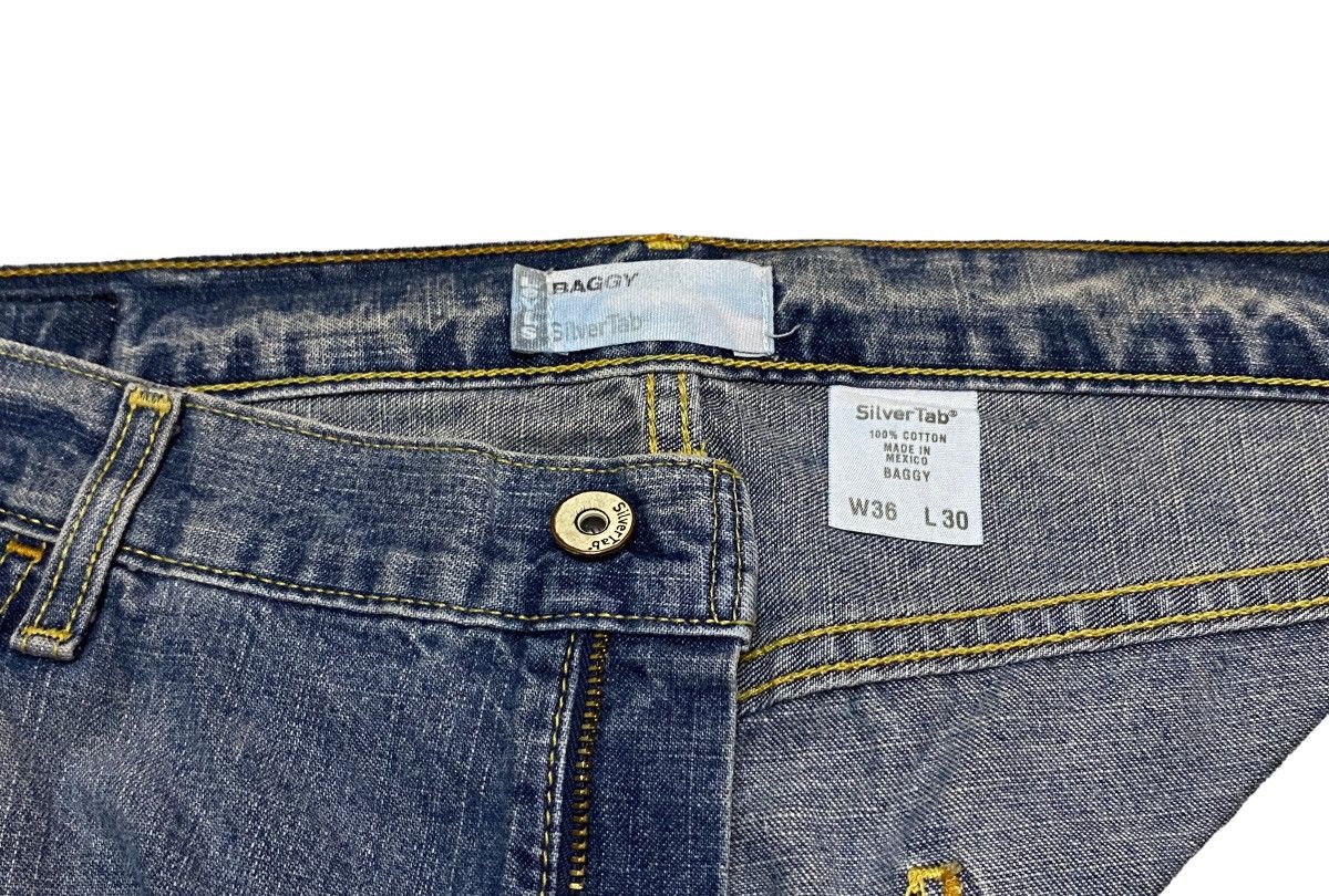 Levi's Vintage Brand Levi’s Silvertab Baggy Jeans 2000s Size US 36 / EU 52 - 6 Thumbnail
