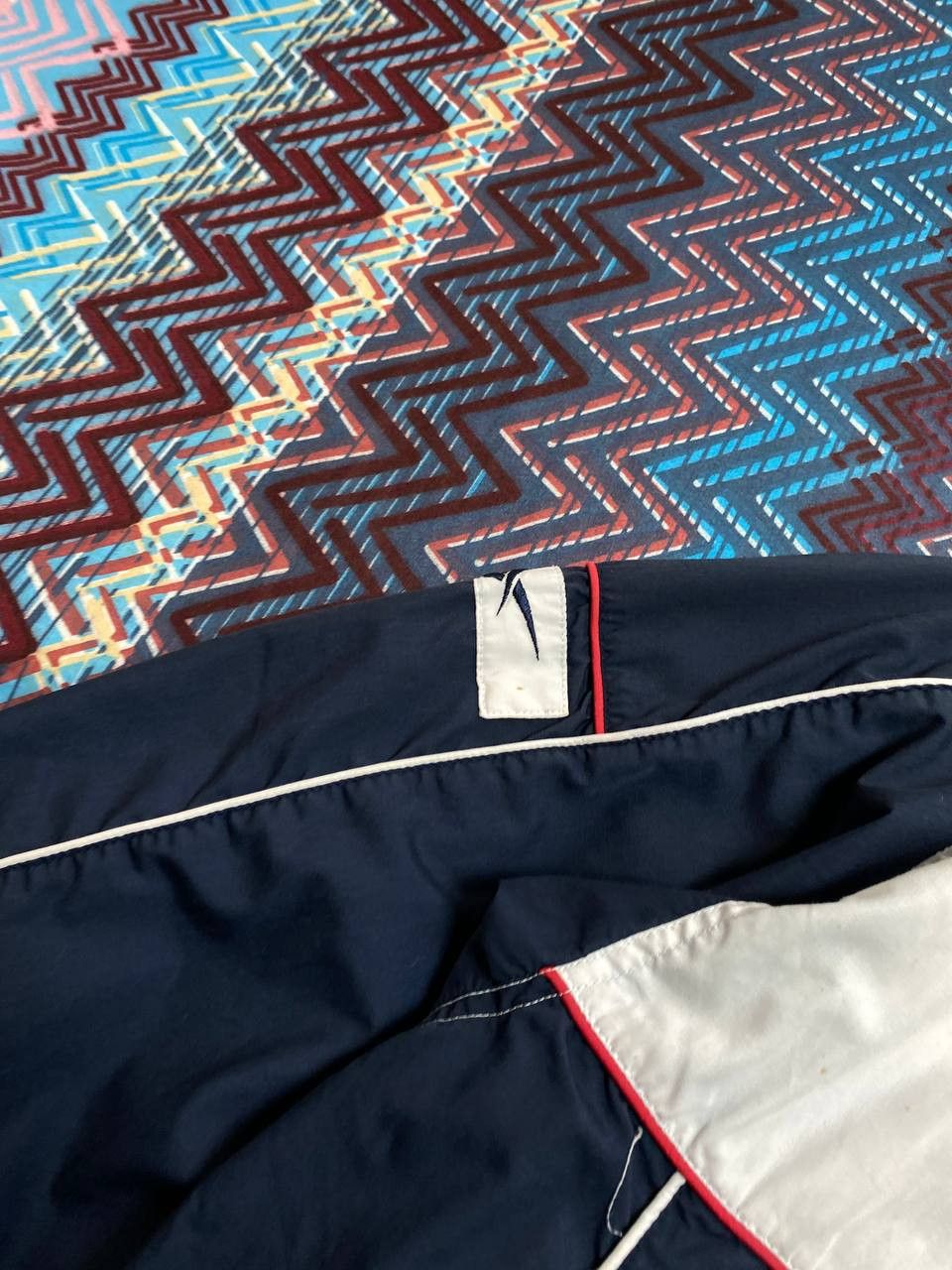 Reebok Man Light Jacket Reebok Vintage Basic Logo Y2k Size US L / EU 52-54 / 3 - 17 Thumbnail