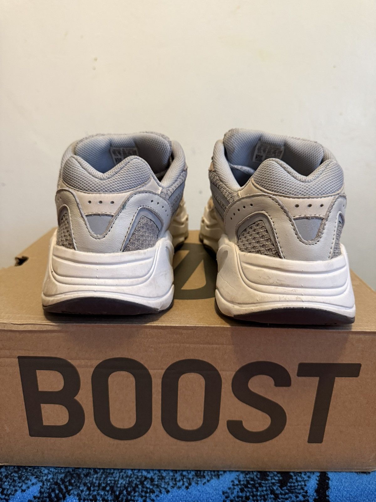 Yeezy Adidas Yeezy Boost 700 V2 ‘Cream’ Size US 10.5 / EU 43-44 - 2 Thumbnail