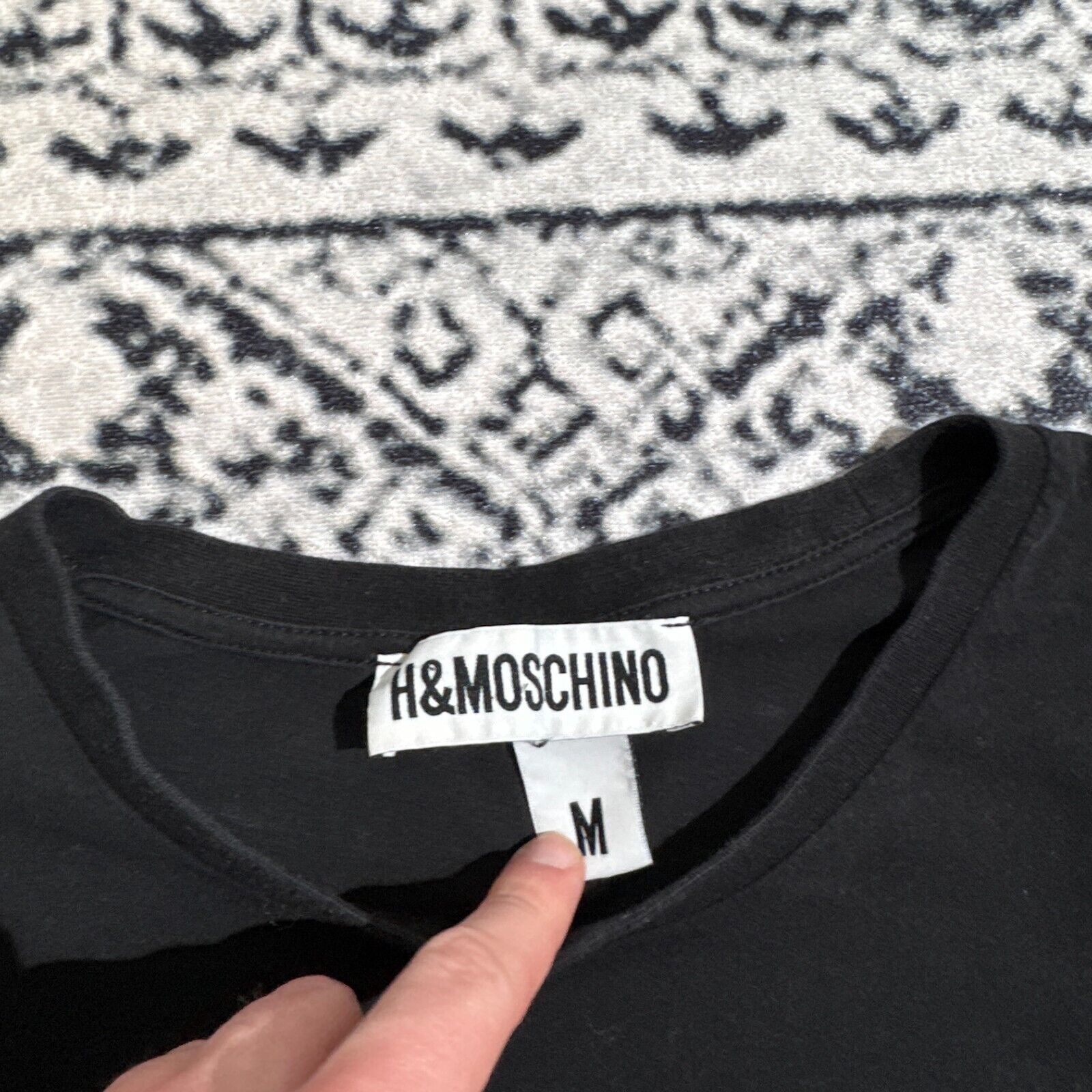 Moschino × Vintage Vintage Black Cotton T-Shirt Size L Moschino H&M Crew Y2K Size US L / EU 52-54 / 3 - 6 Thumbnail