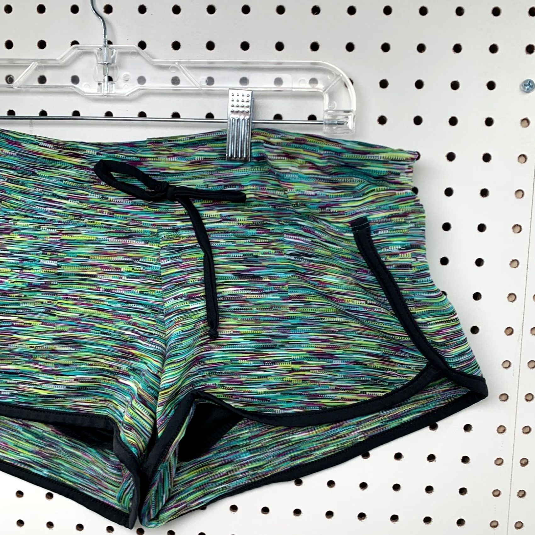 Athleta Athleta Shorts Womens Small Green Multicolor Activewear Workout Run Train Athletic Shorts Size 28" / US 6 / IT 42 - 2 Thumbnail