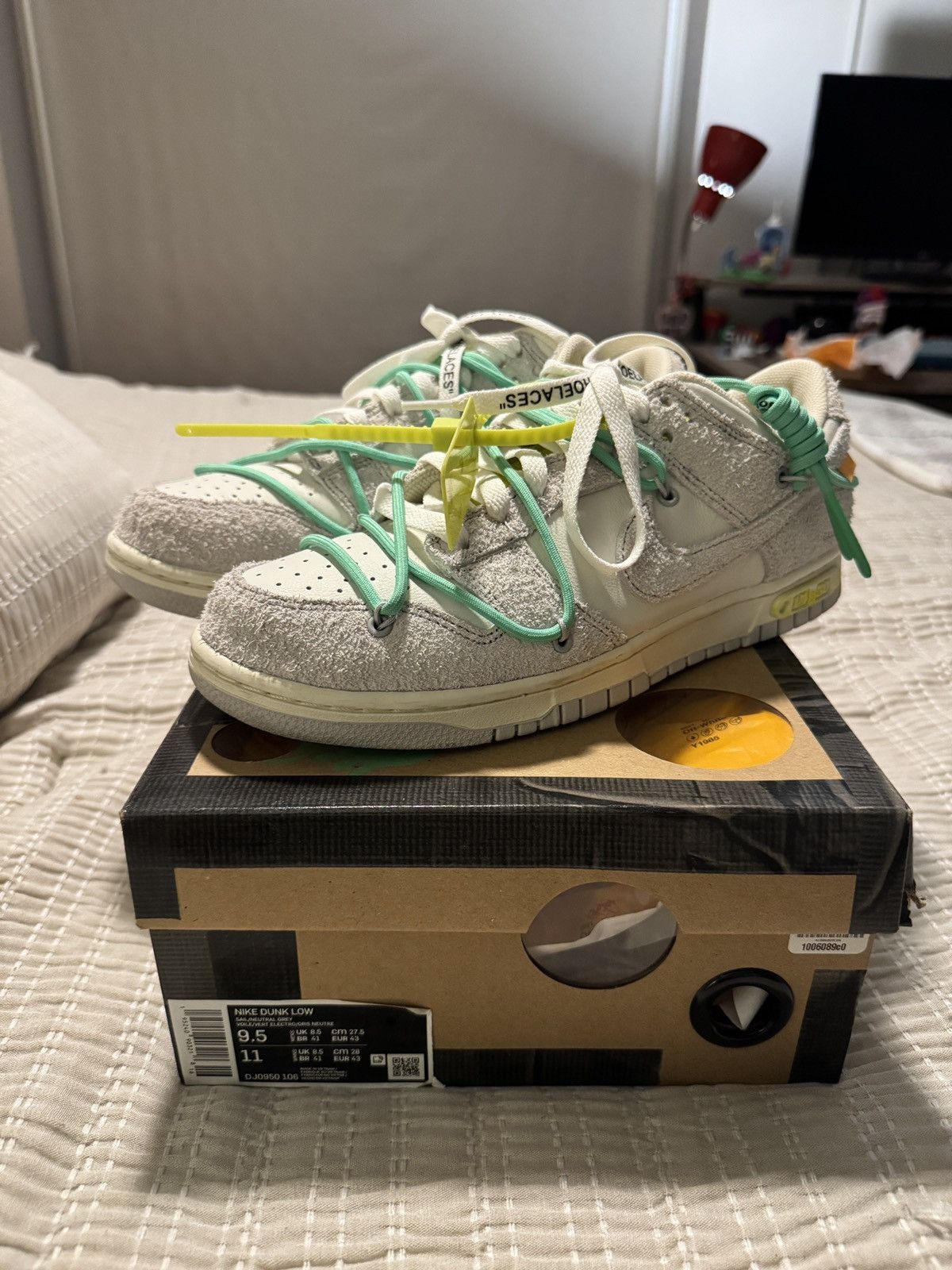 Nike × Off-White Nike Off White Dunk Lot 14 Size US 9.5 / EU 42-43 - 2 Thumbnail