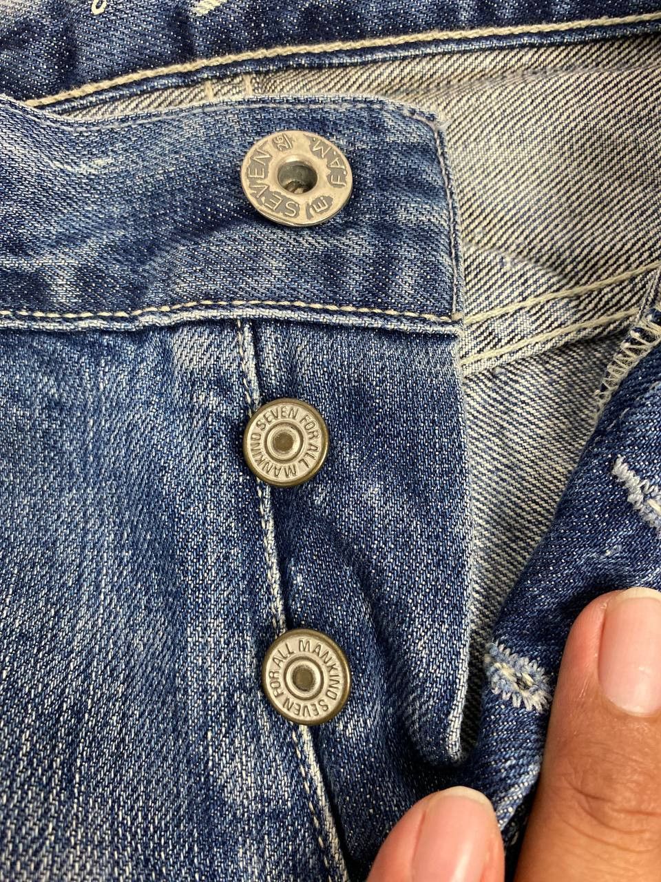 7 For All Mankind 7 for all mannkind standard cut distressed denim nice design Size US 32 / EU 48 - 15 Thumbnail