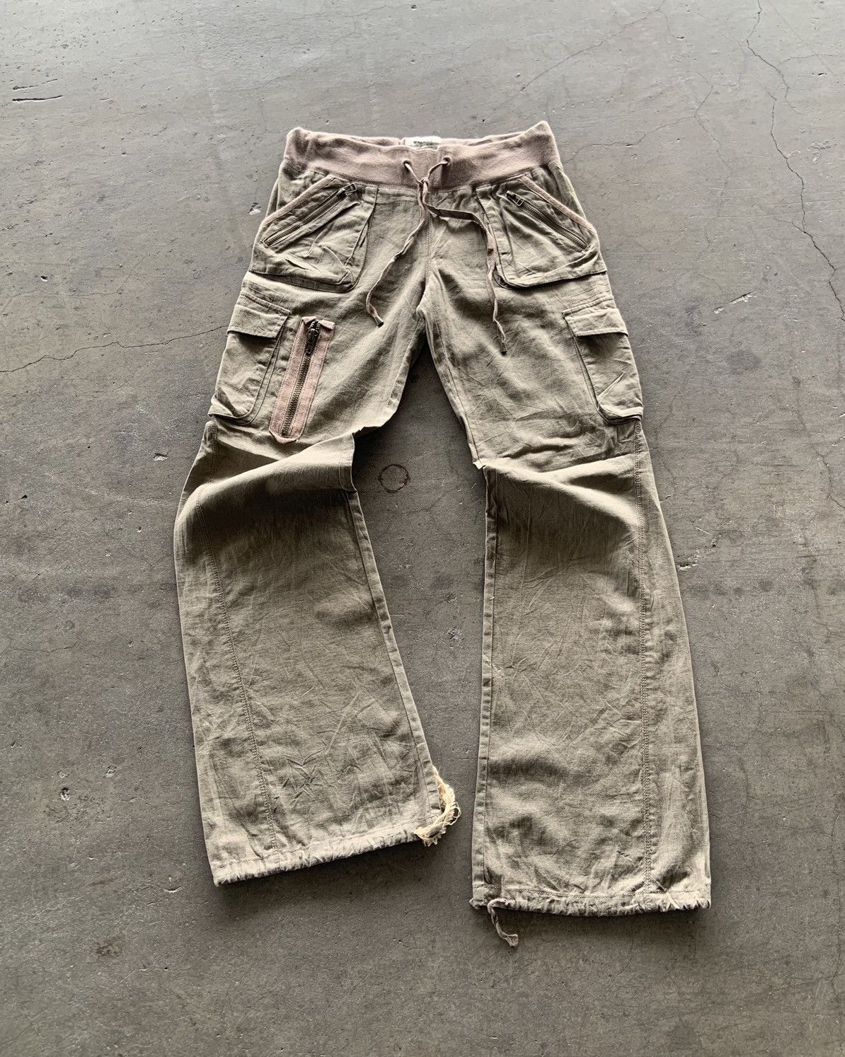 If Six Was Nine Rare G.O.A Cargo 3D Pocket Flared Pants Size Free Size US 33 - 1 Thumbnail