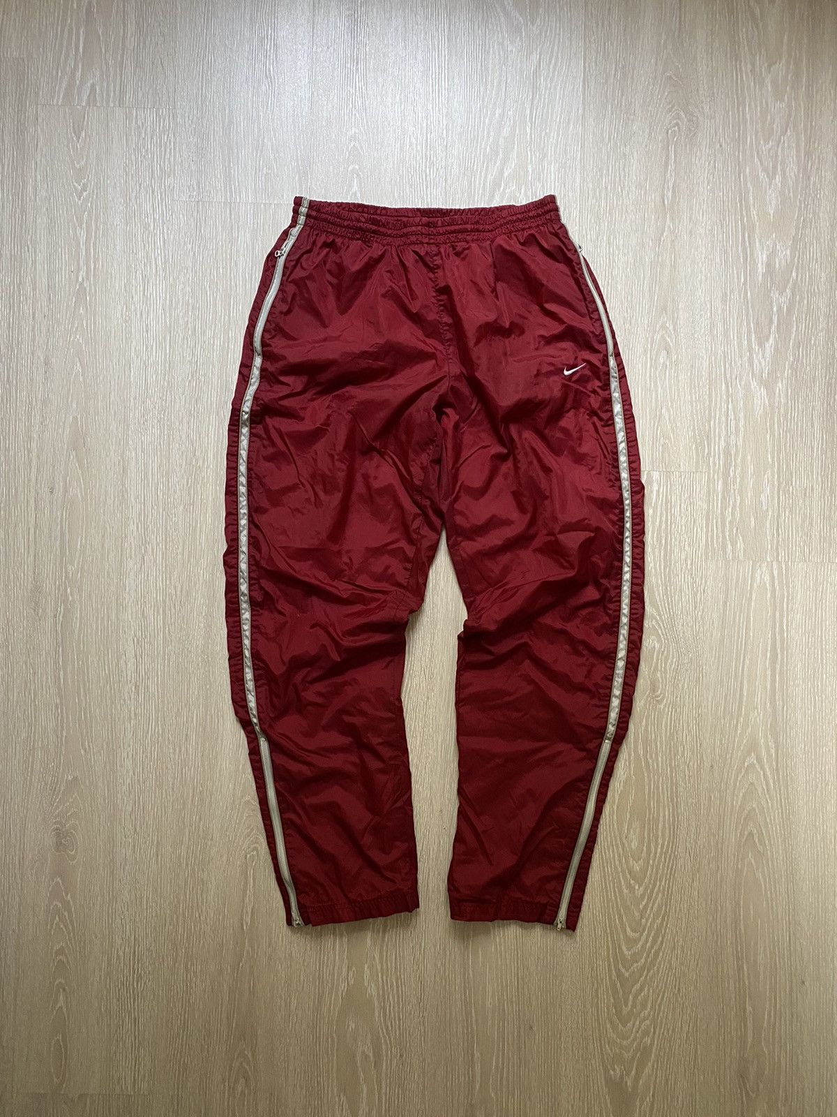 Nike × Vintage Vintage Nike Nylon Pants Y2K Size L Size US 34 / EU 50 - 1 Thumbnail
