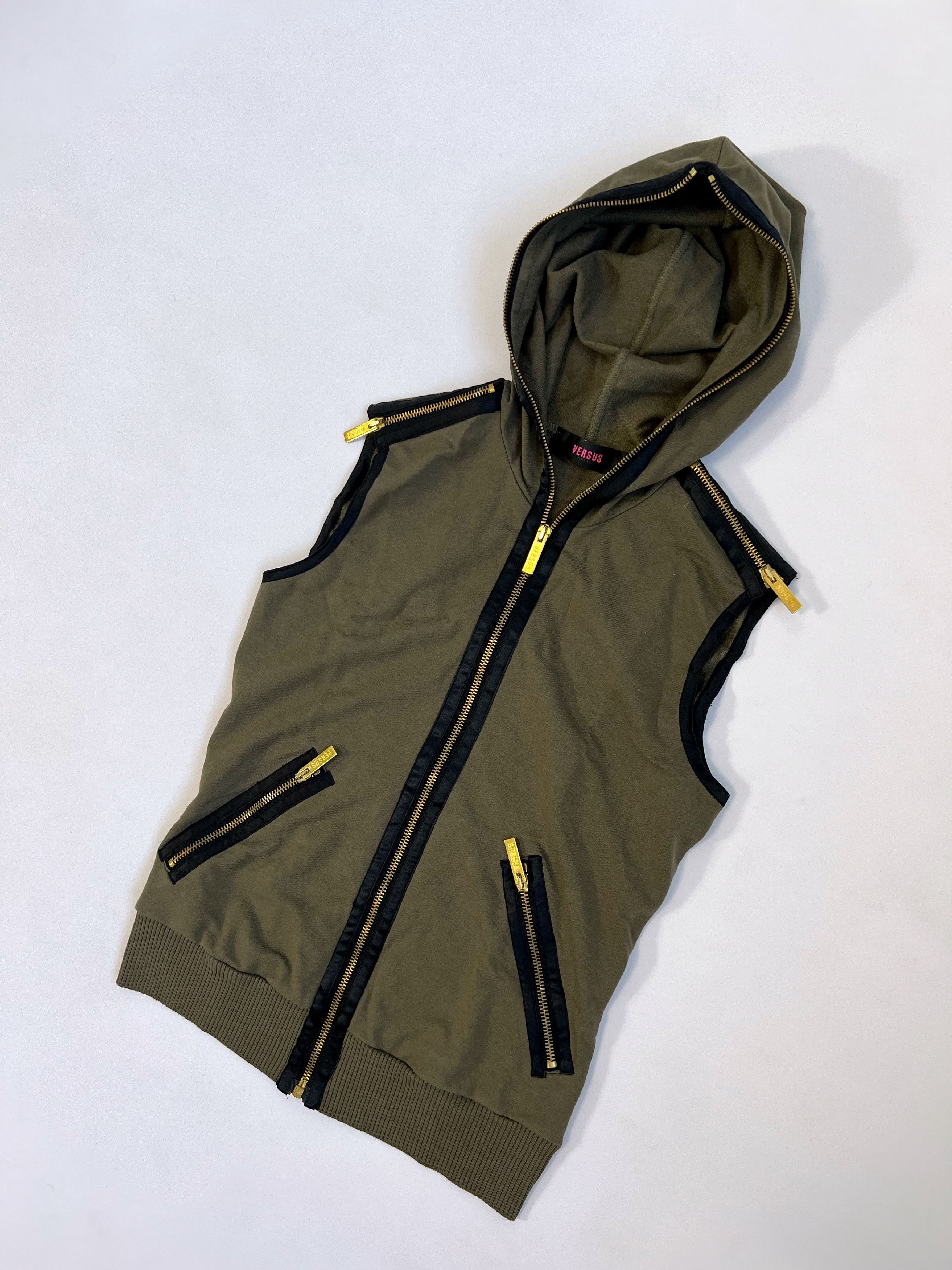 Japanese Brand Versus Versace vest vintage silk zip Size S / US 4 / IT 40 - 3 Thumbnail