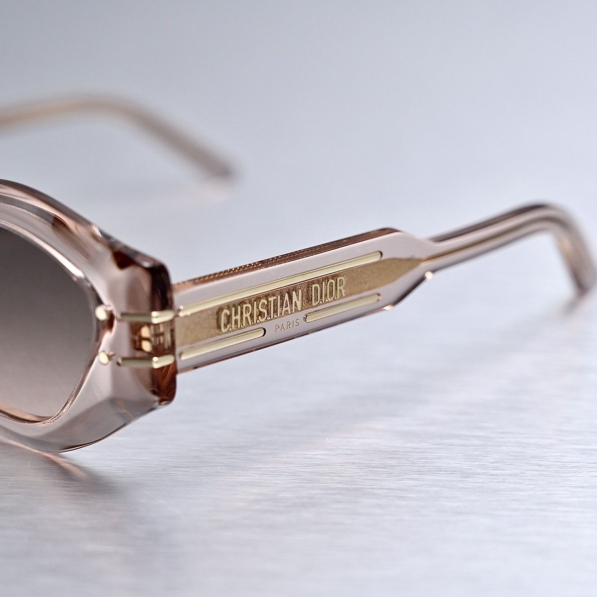 Dior DIORSIGNATURE B1U 40F1 SUNGLASSES Size ONE SIZE - 3 Thumbnail