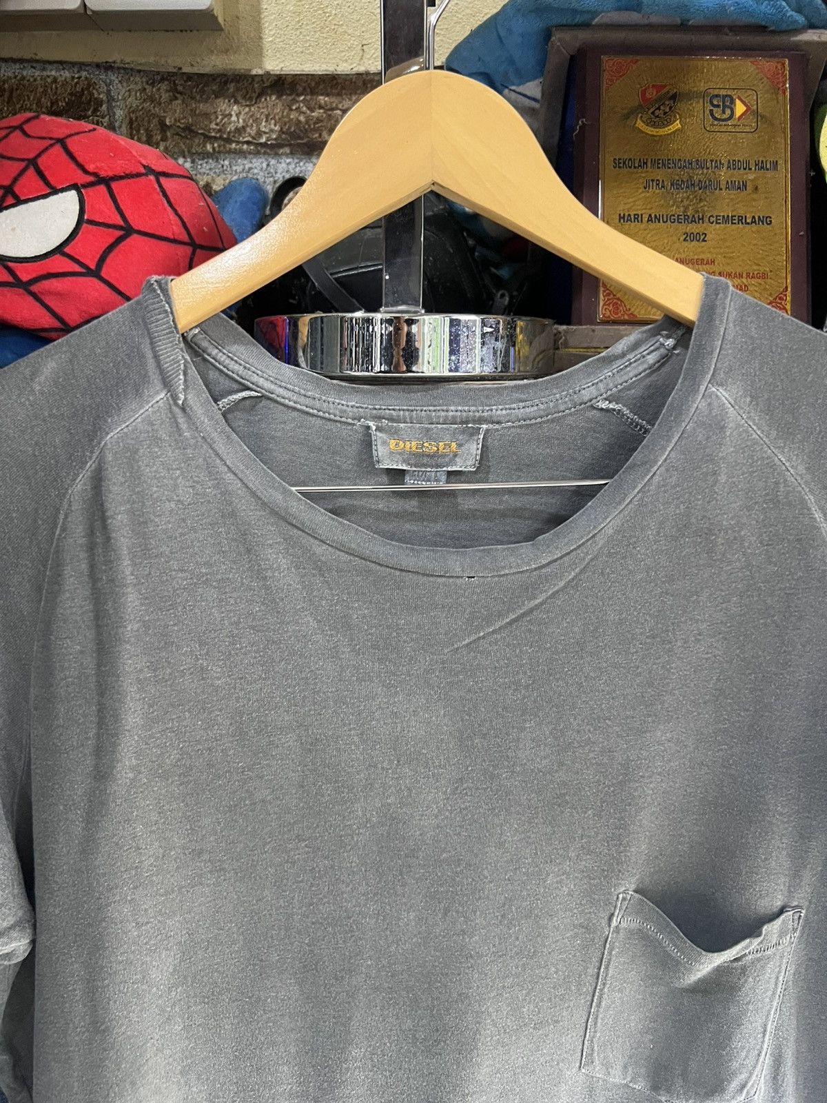 Diesel 🔥Vintage Diesel Single Pocket Tee Size US M / EU 48-50 / 2 - 3 Thumbnail