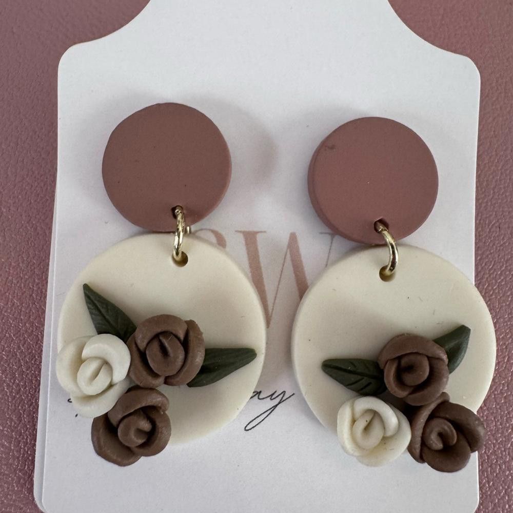 Designer Polymer clay rose drop earrings Size ONE SIZE - 1 Thumbnail