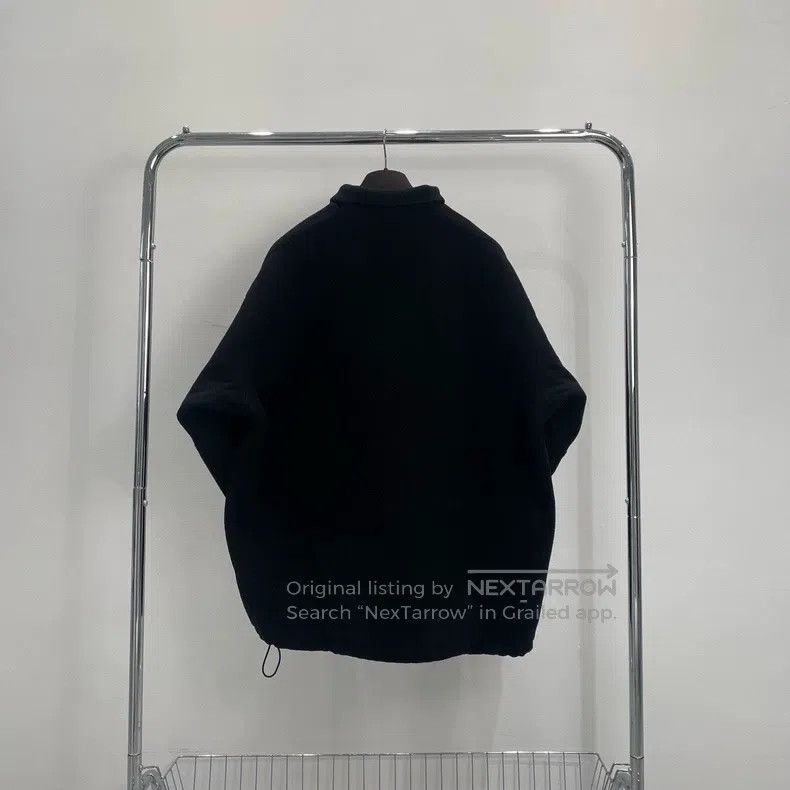 Balenciaga Balenciaga Fleece black chest logo coat Size US S / EU 44-46 / 1 - 2 Thumbnail