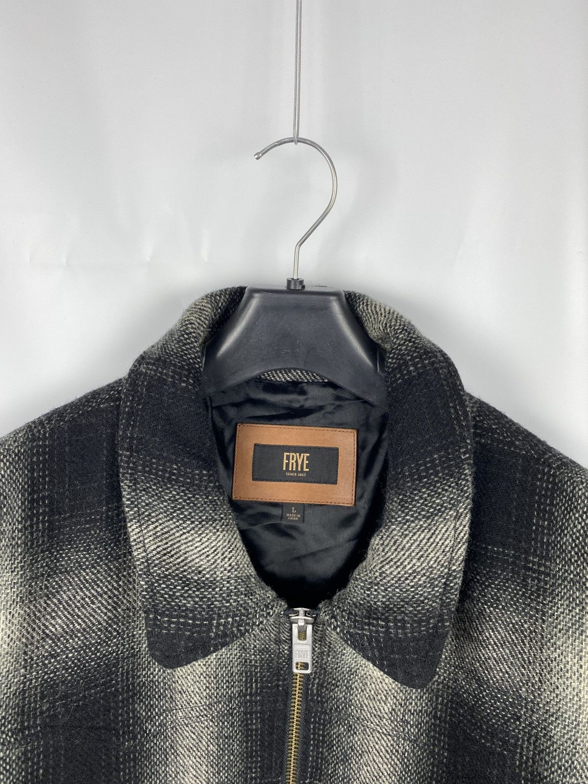 Frye Frye Dylan Shadow Plaid Wool Bomber Jacket size L Size US L / EU 52-54 / 3 - 3 Thumbnail
