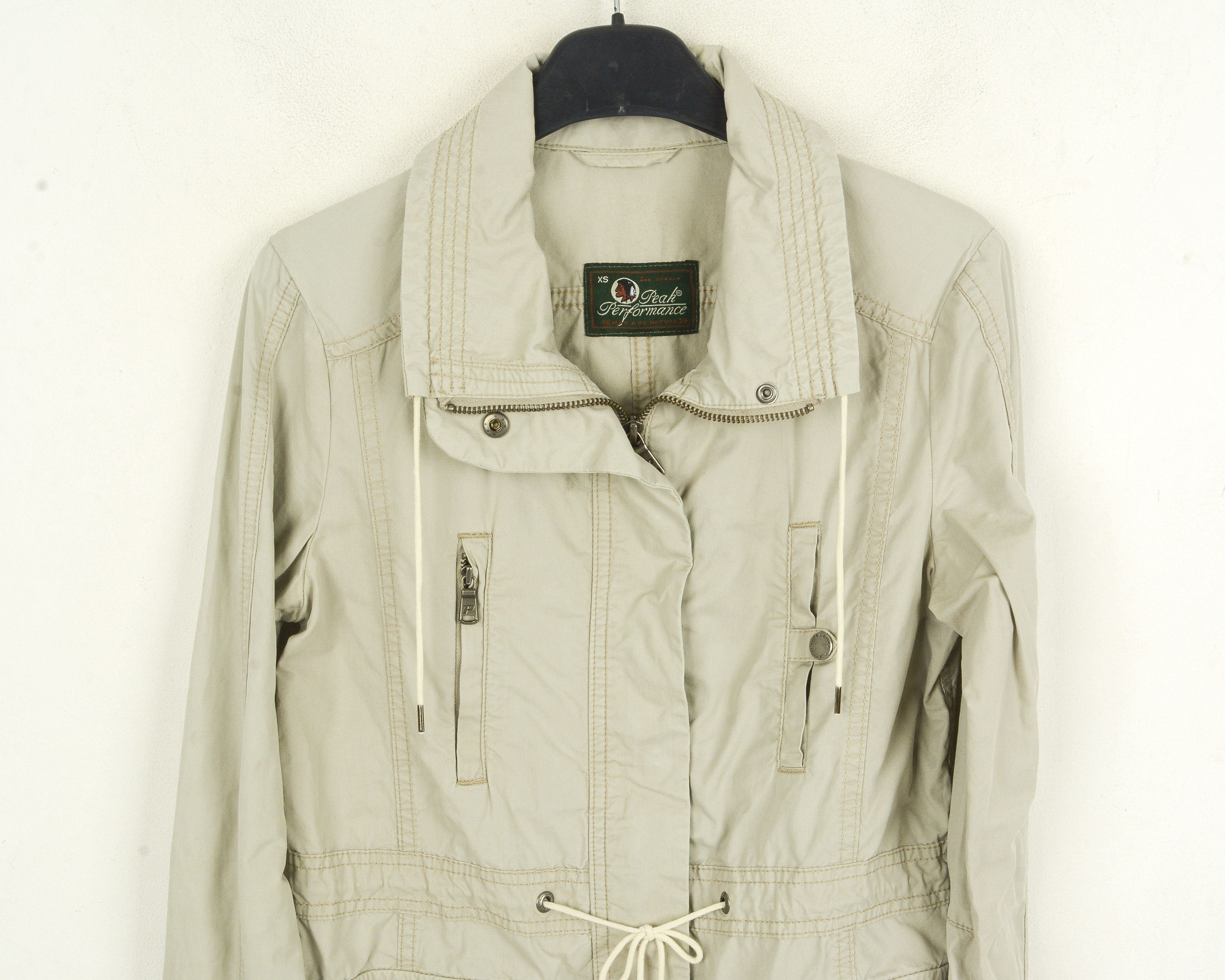 Peak Performance Kenna J Womens XS Jacket Coat Raincoat Outdoor Light Grey Size XS / US 0-2 / IT 36-38 - 2 Thumbnail