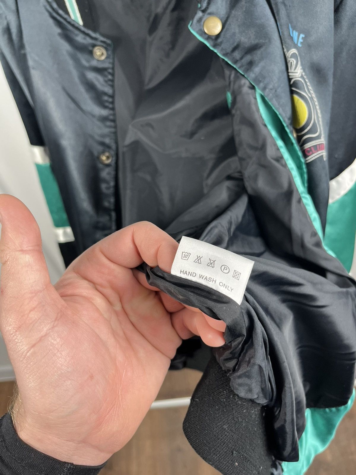 Other Vintage Baseball Satin Bomber Jacket Sports Line Graphic Size US L / EU 52-54 / 3 - 9 Thumbnail