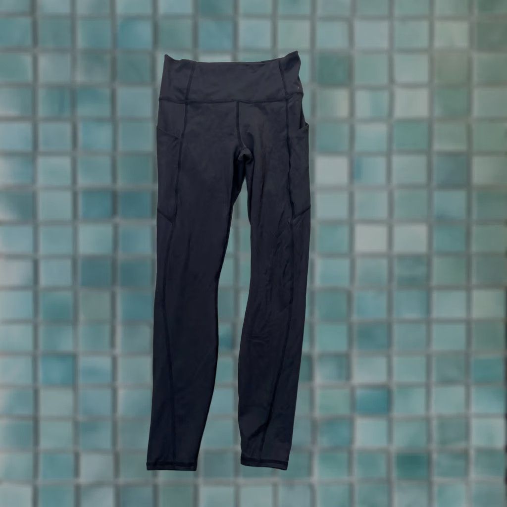 Fabletics Fabletics Leggings Womens Small Black PureLuxe Oasis High Waisted Skinny Gym Ankle Inseam 22 Pockets Breathable Stretch Size 42" / US 20 - 1 Thumbnail