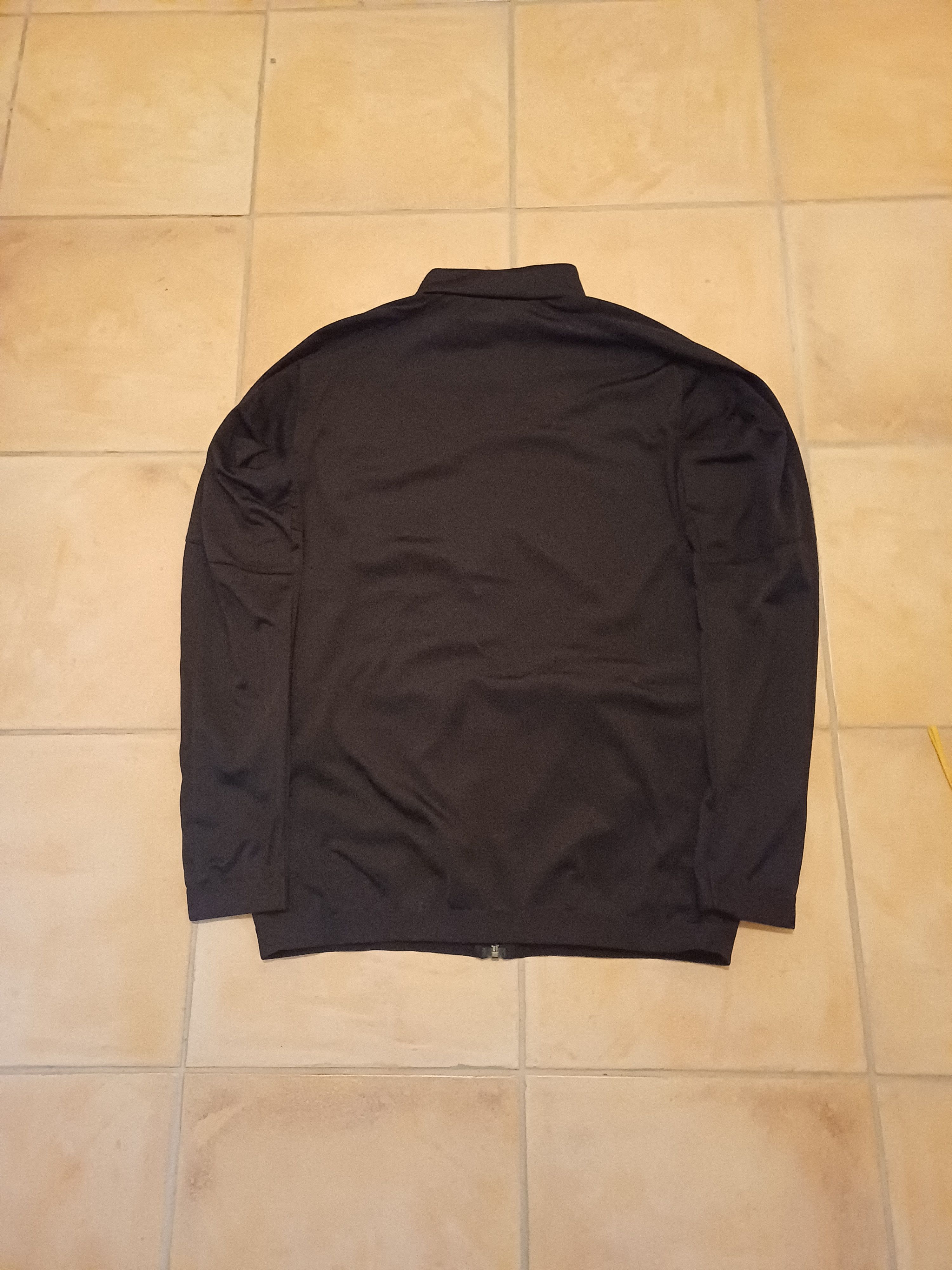Puma Olympique Marseille 2019/20 training top Size US M / EU 48-50 / 2 - 5 Thumbnail