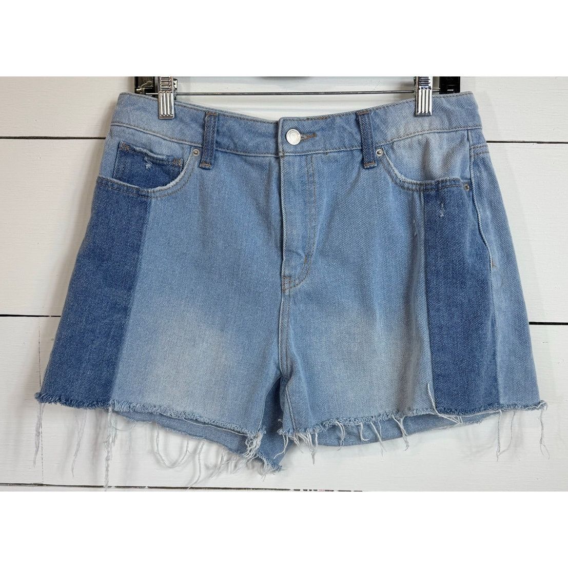 Other Time and Tru Denim Shorts Women's Size 10 Size 32" / US 10 / IT 46 - 1 Thumbnail