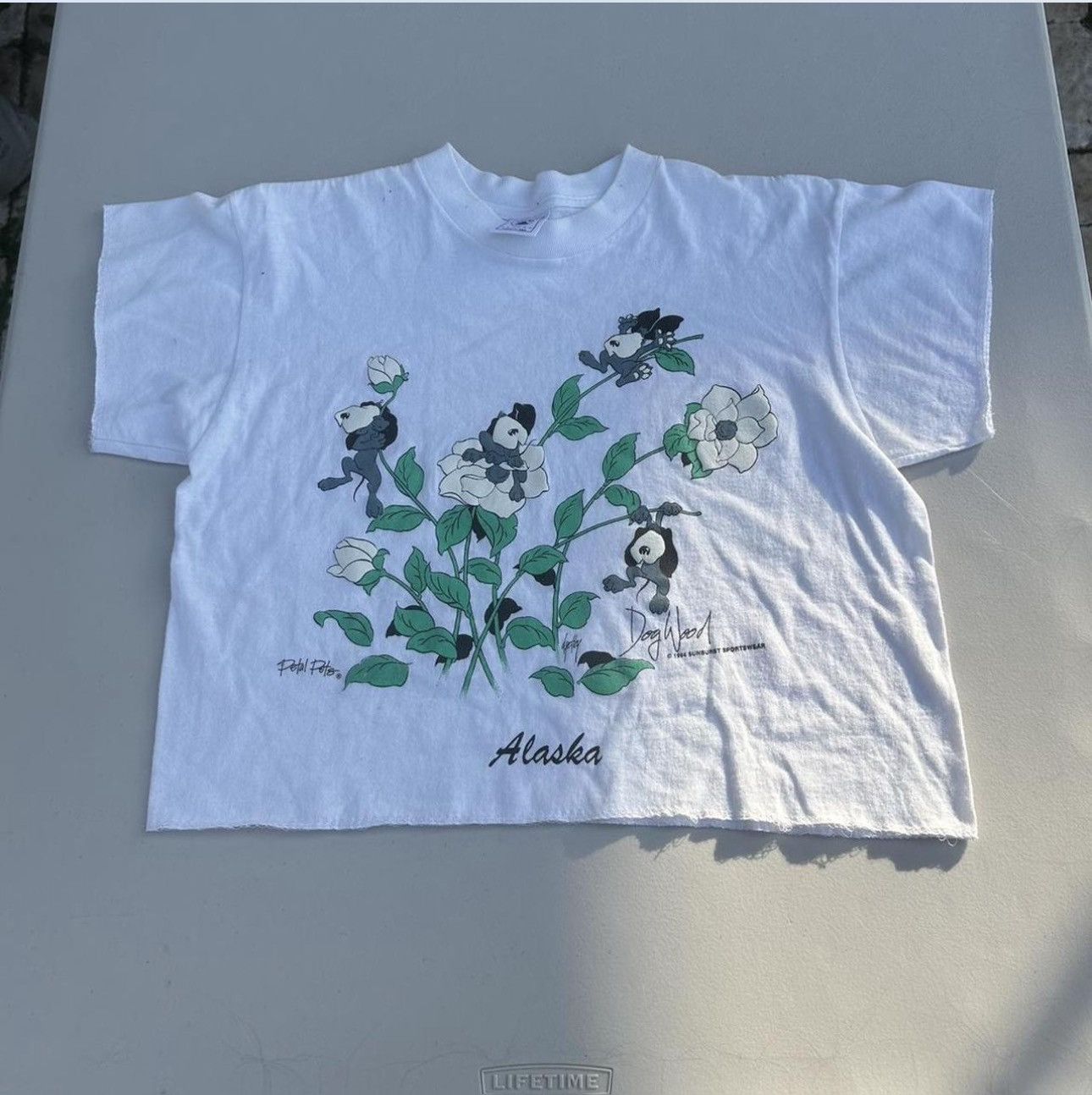 Vintage Vintage 90s flower petal pets dog wood tee Size US M / EU 48-50 / 2 - 2 Thumbnail