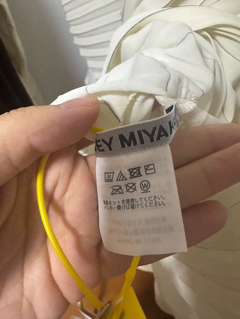 Issey Miyake Issey Miyake size:2 Origami series white top Size XS / US 0-2 / IT 36-38 - 7 Thumbnail