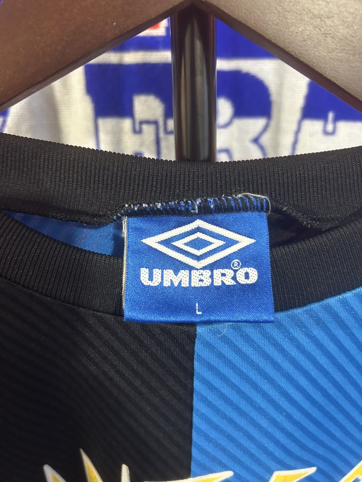Umbro Rare Inter Training shirt 1992-1993 Size US L / EU 52-54 / 3 - 3 Thumbnail