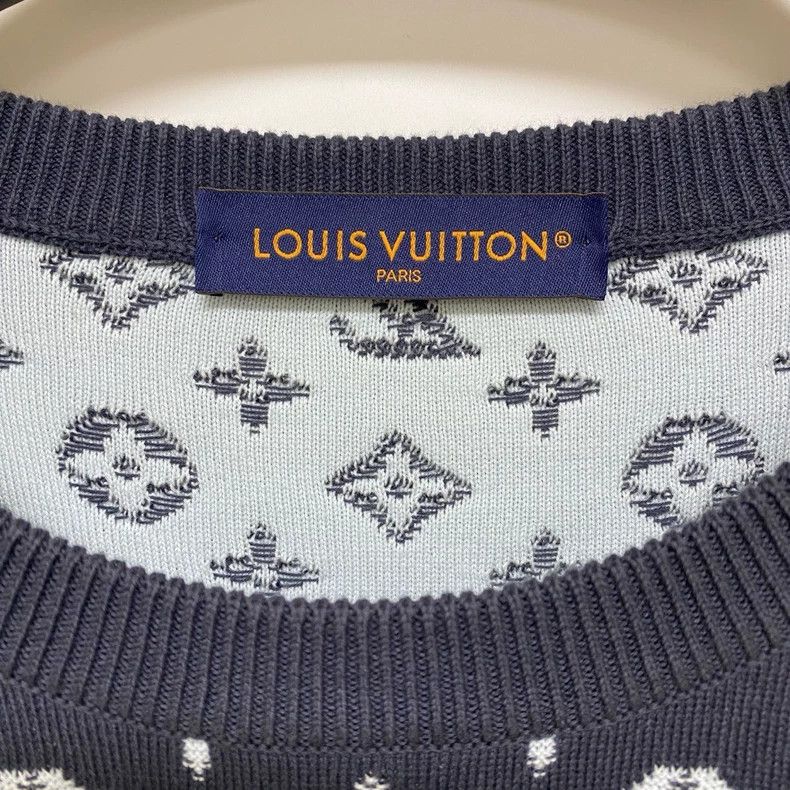Louis Vuitton Louis Vuitton Gradient Full Print Knit Sweatshirt Size US XXL / EU 58 / 5 - 2 Thumbnail