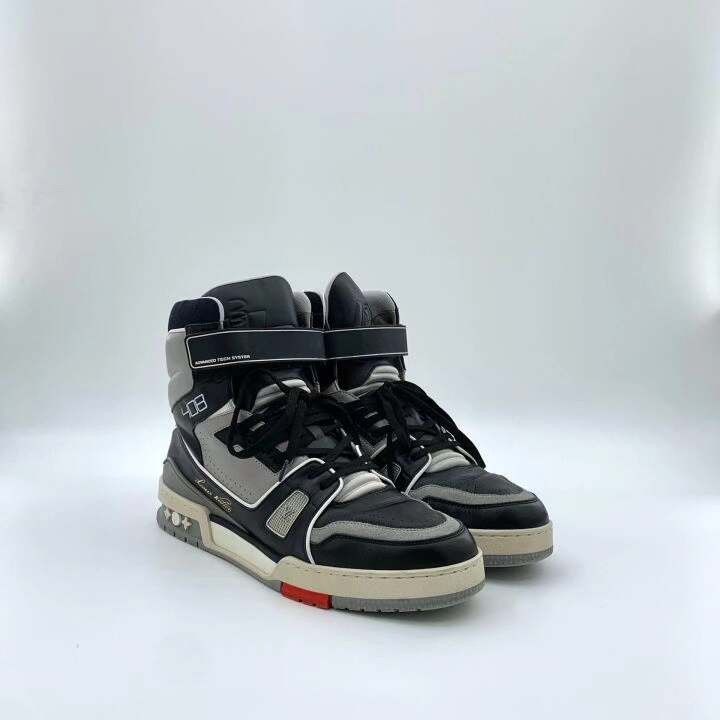 Louis Vuitton Louis Vuitton Trainer High-top Velcro Sneakers Size US 9 / EU 42 - 2 Thumbnail