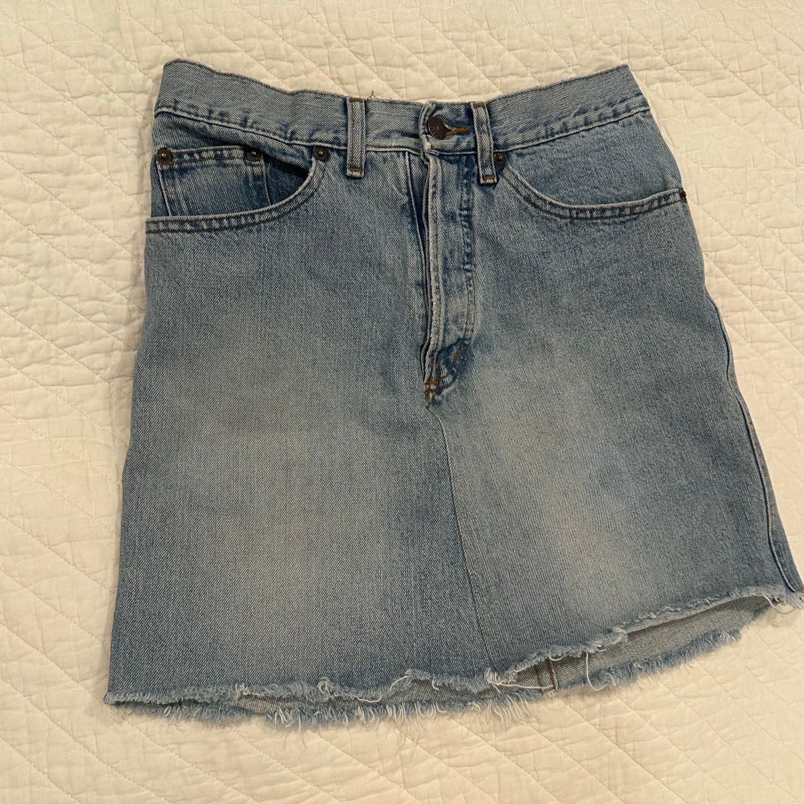 Banana Republic Vintage Banana Republic Safari & Travel Denim Skirt sz 6 Size 28" / US 6 / IT 42 - 4 Thumbnail