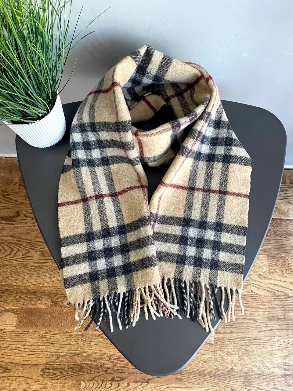 Burberry Burberry London Nova Check Pattern 100% LambsWool Scarf Size ONE SIZE - 1 Thumbnail