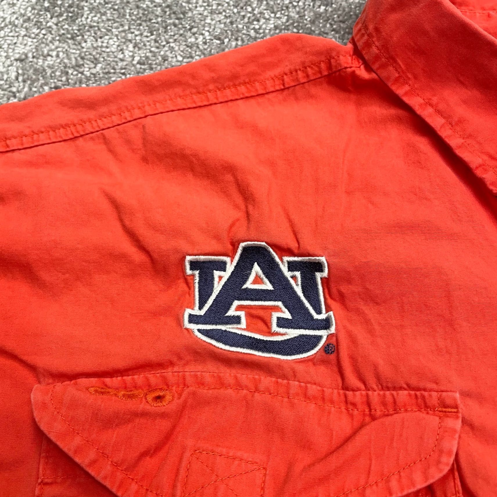 Vintage Columbia PFG Bonehead Button-Up Shirt Mens Large Orange Casual Outdoor University Size US L / EU 52-54 / 3 - 7 Thumbnail