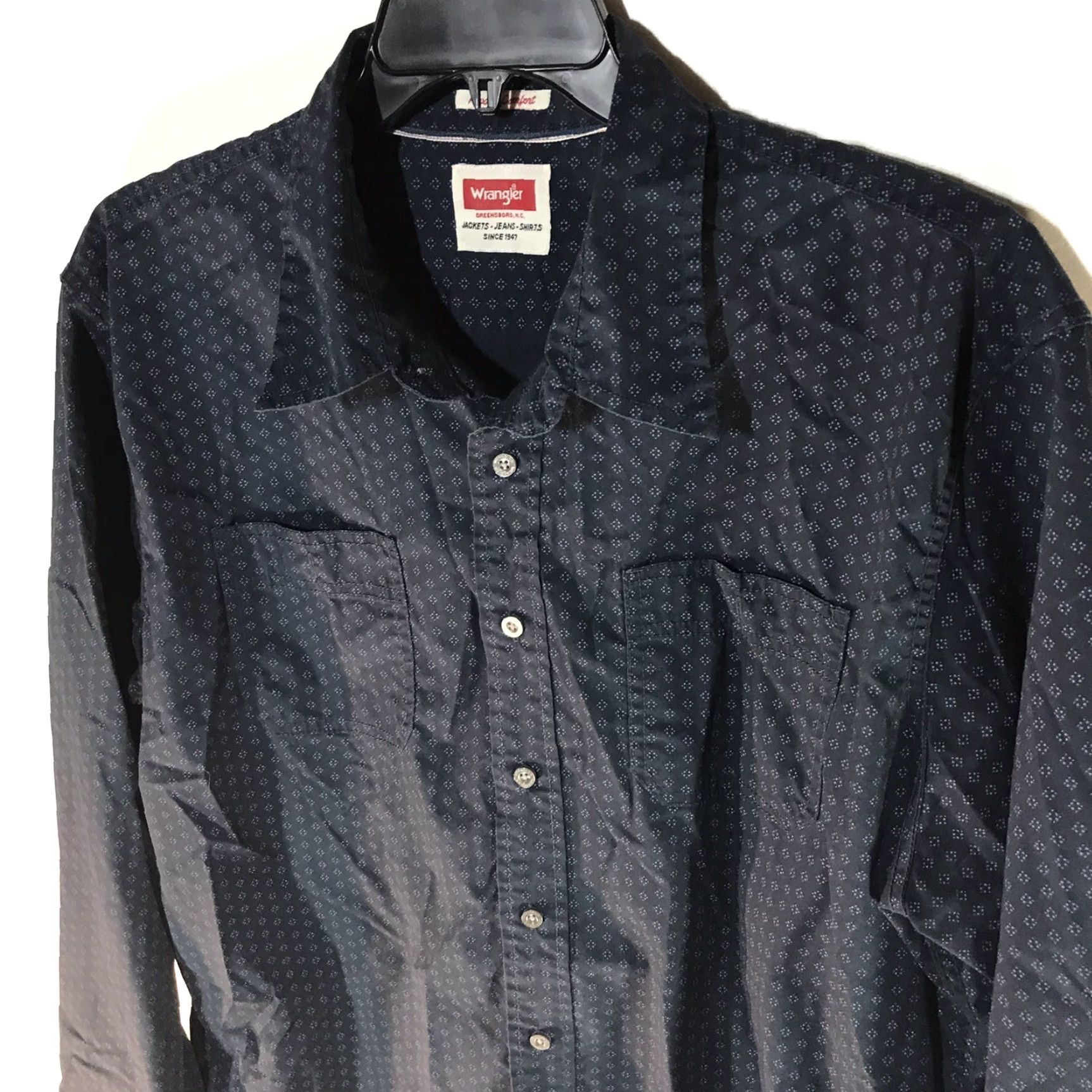Wrangler Wrangler Button-Up Mens XL Navy Geometric Pattern Button-Down Shirt Long Sleeve Regular Fit Size US XL / EU 56 / 4 - 2 Thumbnail