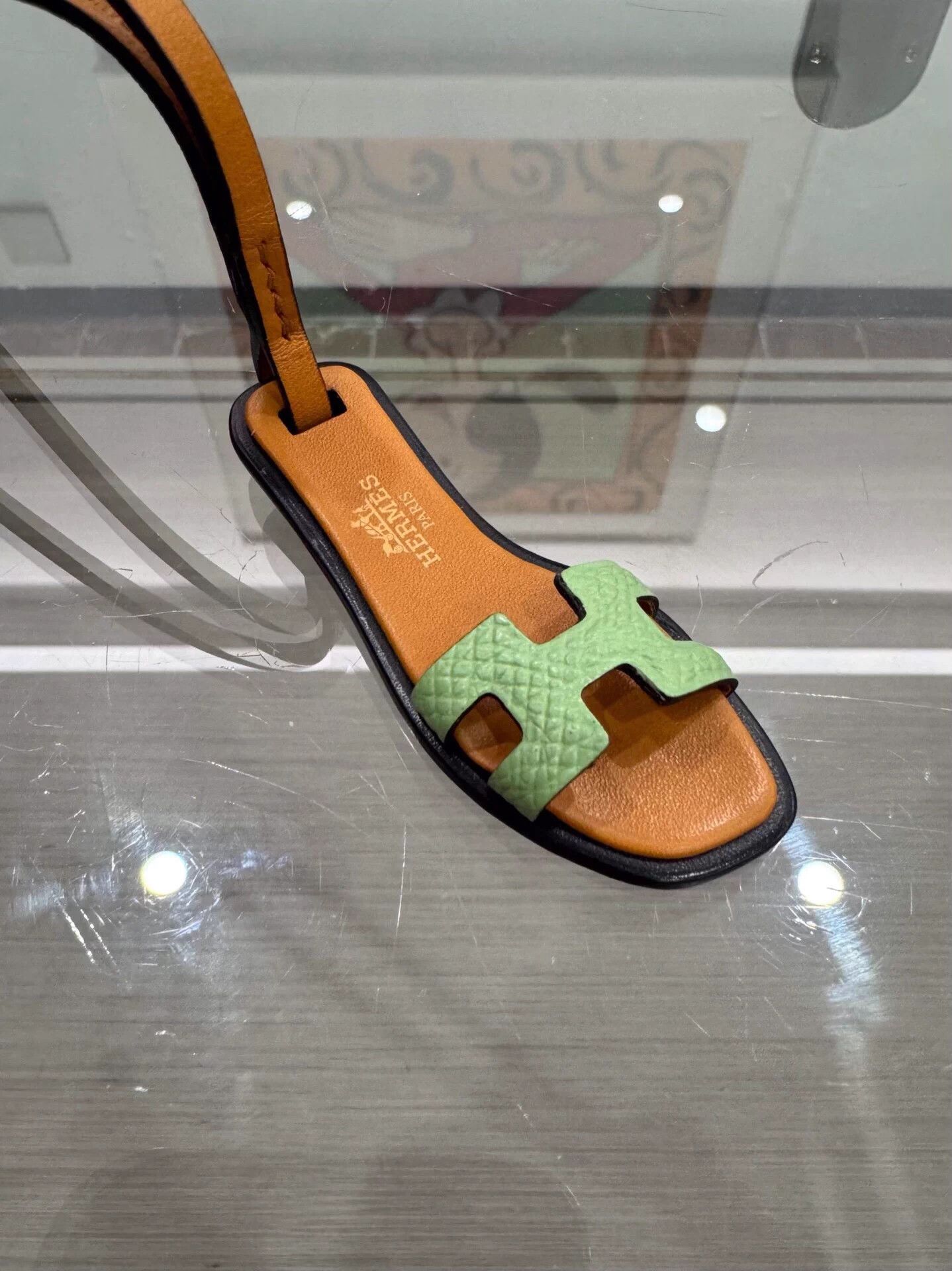 Hermes Hermes Oran Nano 3 Avocado Green Slipper Charm Size ONE SIZE - 5 Thumbnail