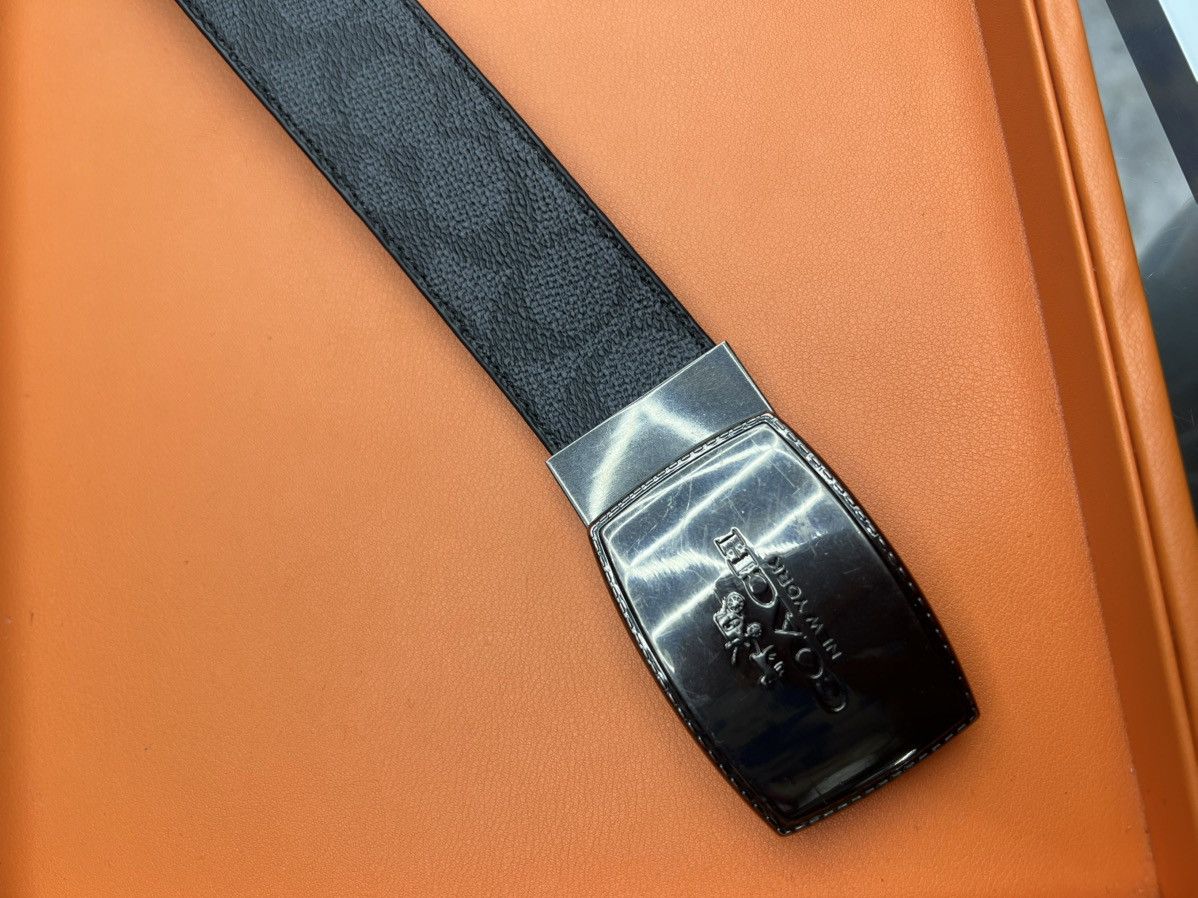 Coach Coach Plaque Buckle Cut-To- Size Reversible Belt Size 32 - 5 Thumbnail