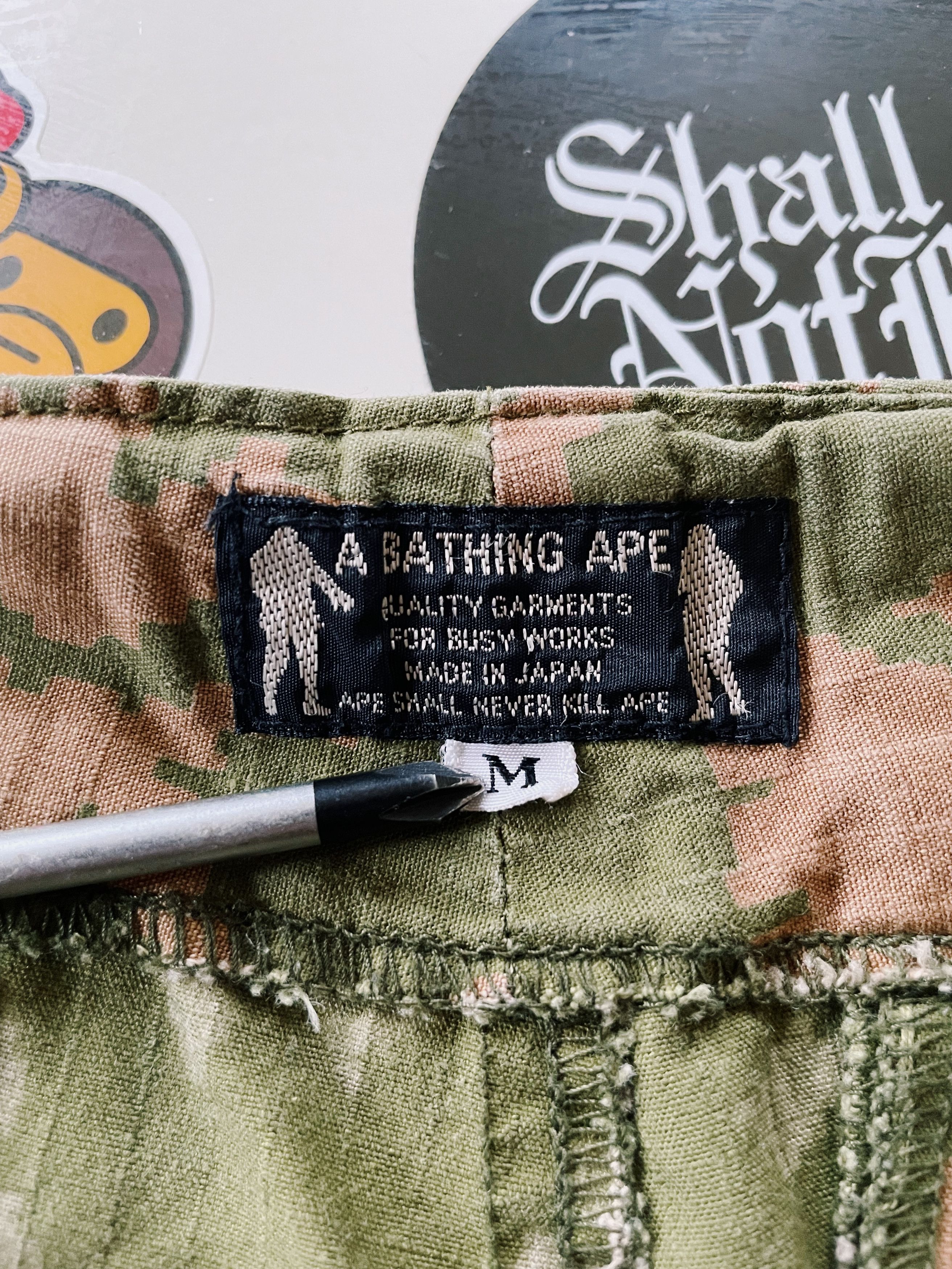 Bape × Nigo × Vintage Vintage Y2K Bape A Bathing Ape Digi Camo Cargo Pants Size US 32 / EU 48 - 4 Thumbnail