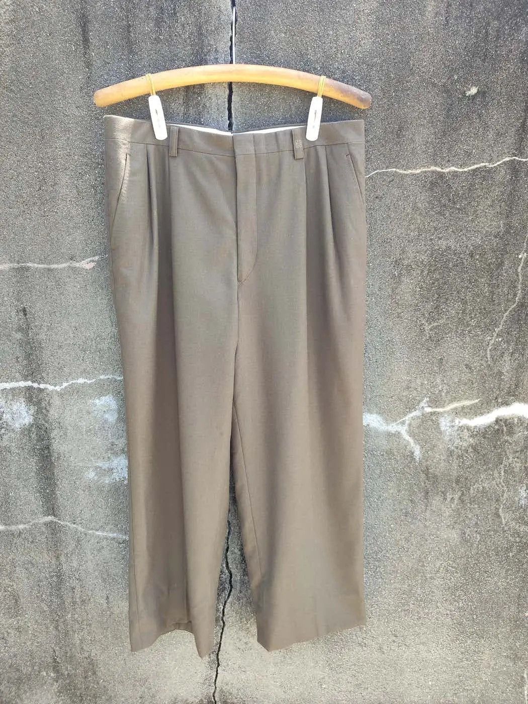 Givenchy × Vintage Vintage Monsieur Givenchy Pleated Wool Trousers Size US 34 / EU 50 - 1 Thumbnail