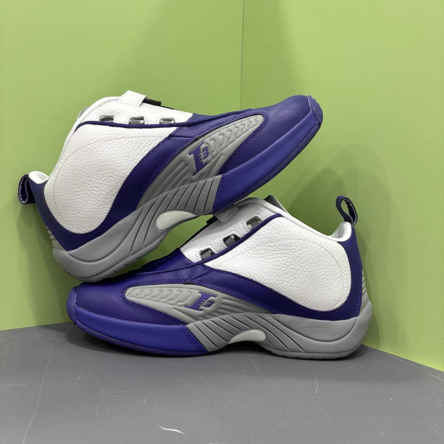 Reebok Reebok Answer 4 Basketball Shoes K15 Size US 9.5 / EU 42-43 - 4 Thumbnail