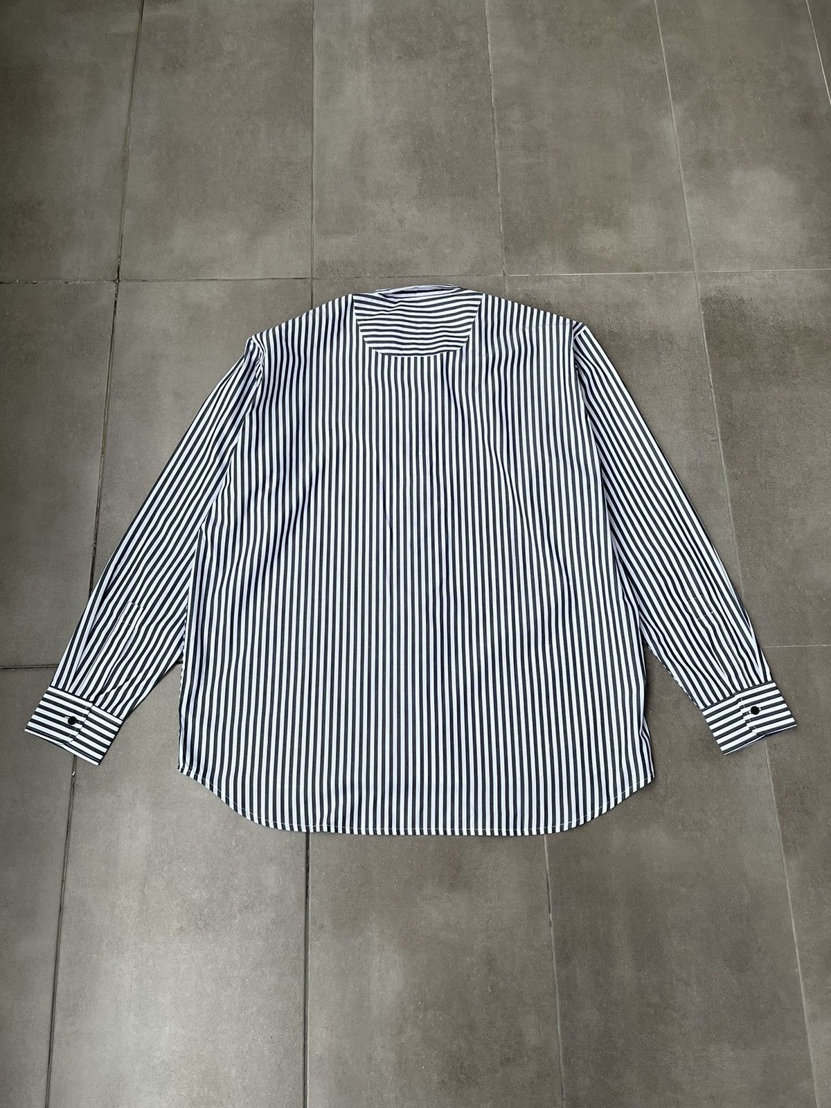 Henrik Vibskov !DS! AW23 Henrik Vibskov Chow Stripped White Black Shirt Size US L / EU 52-54 / 3 - 13 Thumbnail