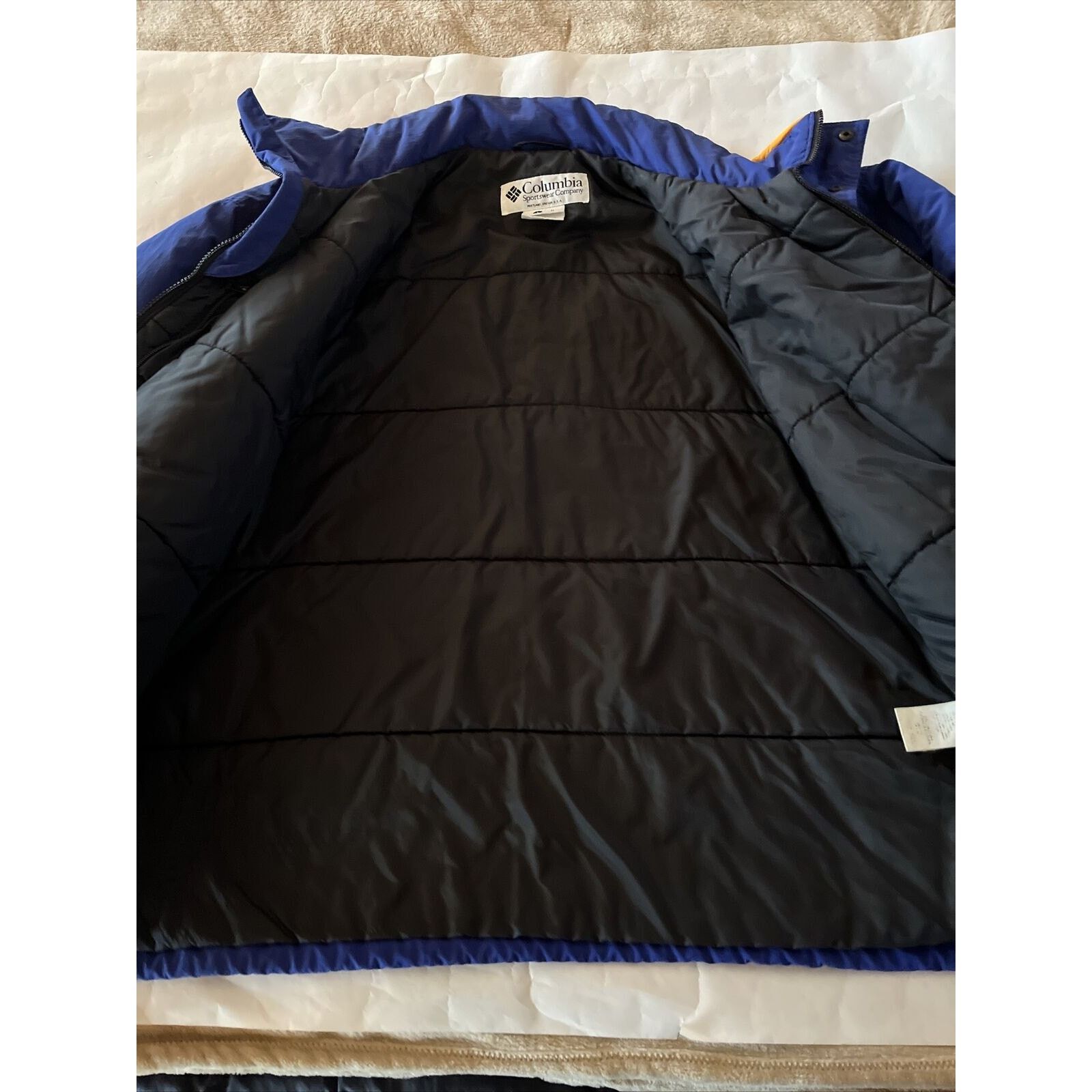 Columbia Columbia VTG Men’s L Blue Gold LS Zip Polyester Nylon Coat Size US L / EU 52-54 / 3 - 8 Thumbnail