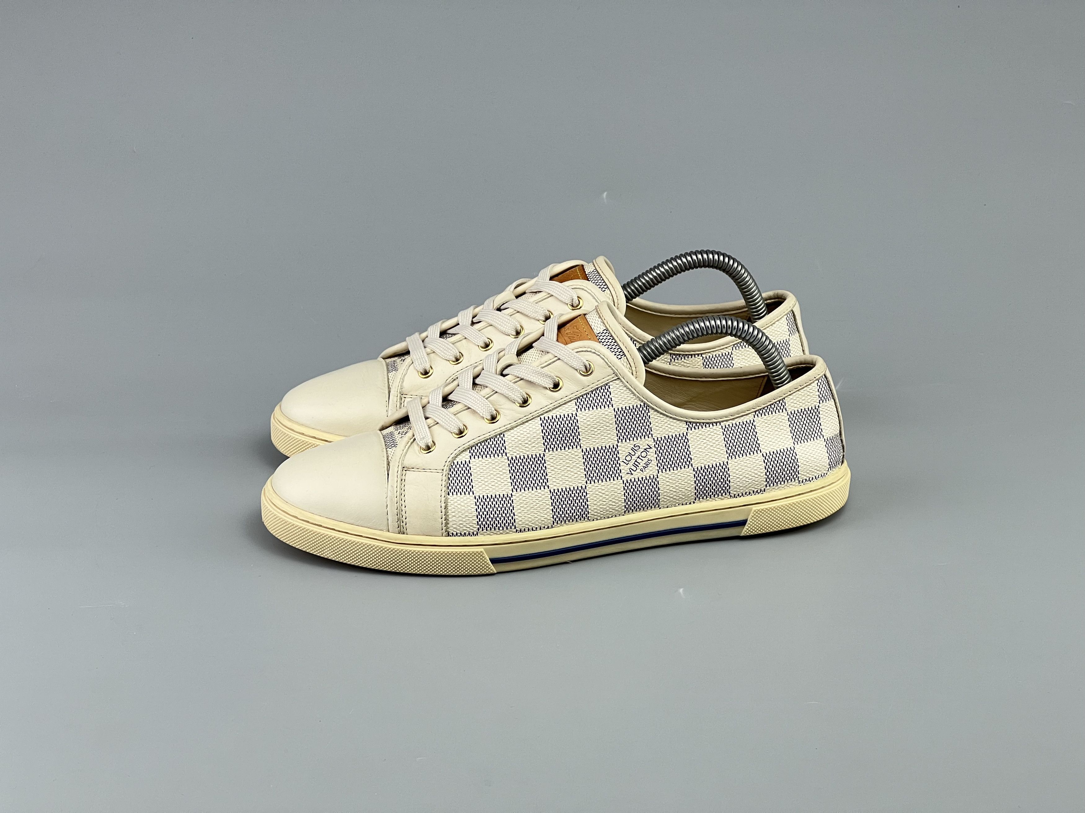 Louis Vuitton Louis Vuitton Low Top Sneakers Size 39 Size US 7.5 / IT 37.5 - 2 Thumbnail