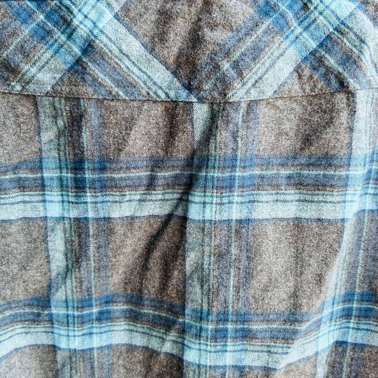 BKE BKE men’s plaid flannel shirt snap up blue and gray size XL Size US XL / EU 56 / 4 - 12 Thumbnail
