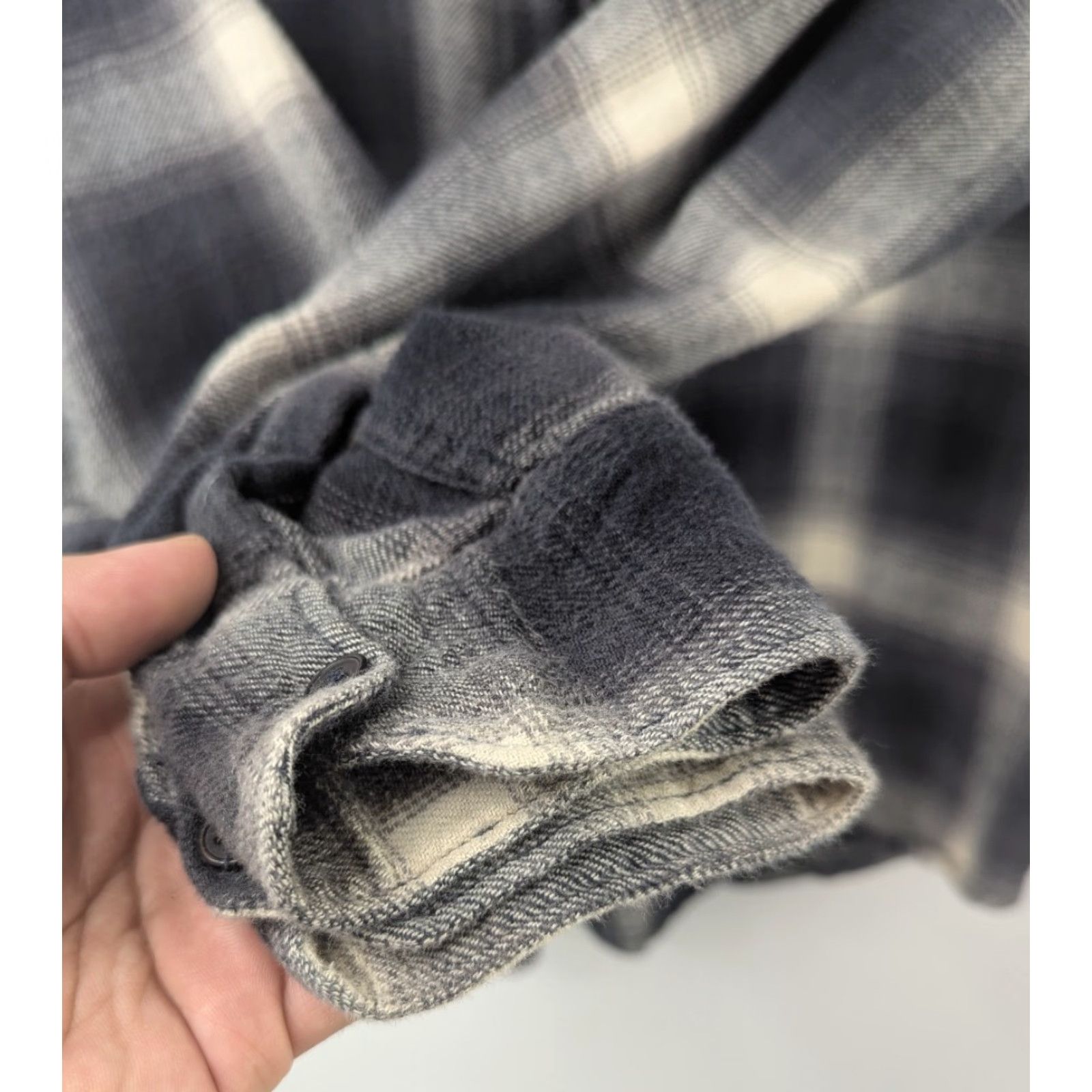 Krewe KR3W Flannel Shirt Plaid Button Long Sleeve SKATER Grunge Y2K Size M Gray Cotton - Men’s Button-Up Casual Workwear 90s Theme Size US M / EU 48-50 / 2 - 3 Thumbnail