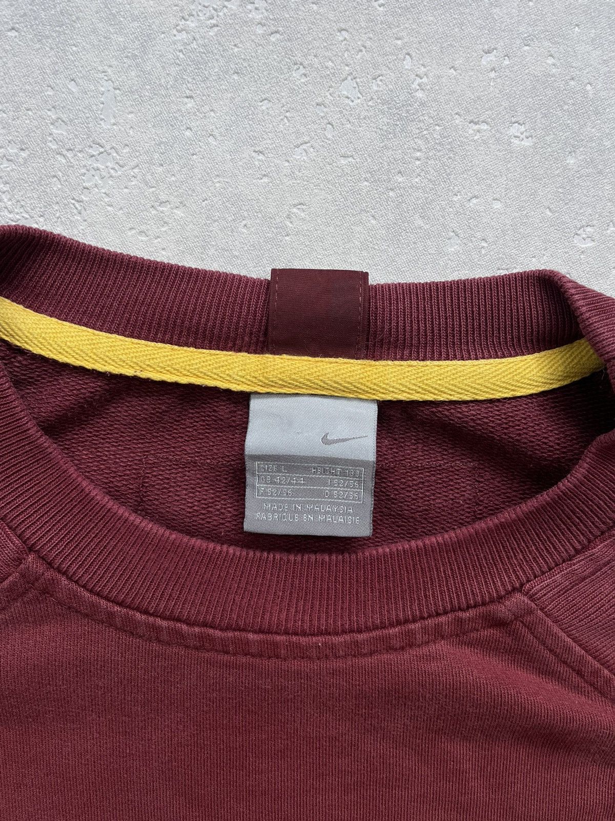 Other 00’s NIKE TRACK AND FIELD CENTR SWOOSH Y2K BOXY CREWNECK Size US L / EU 52-54 / 3 - 3 Thumbnail