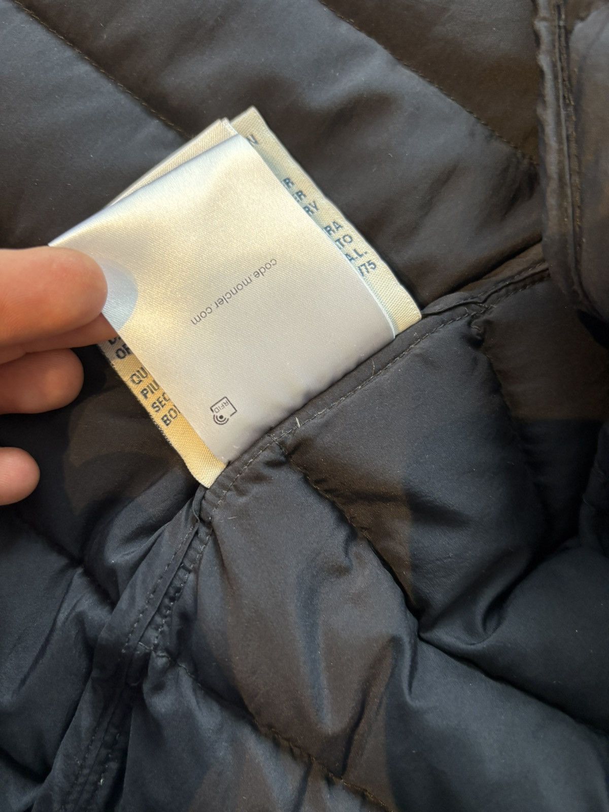 Moncler Moncler Vierne Jacket Size US S / EU 44-46 / 1 - 14 Thumbnail