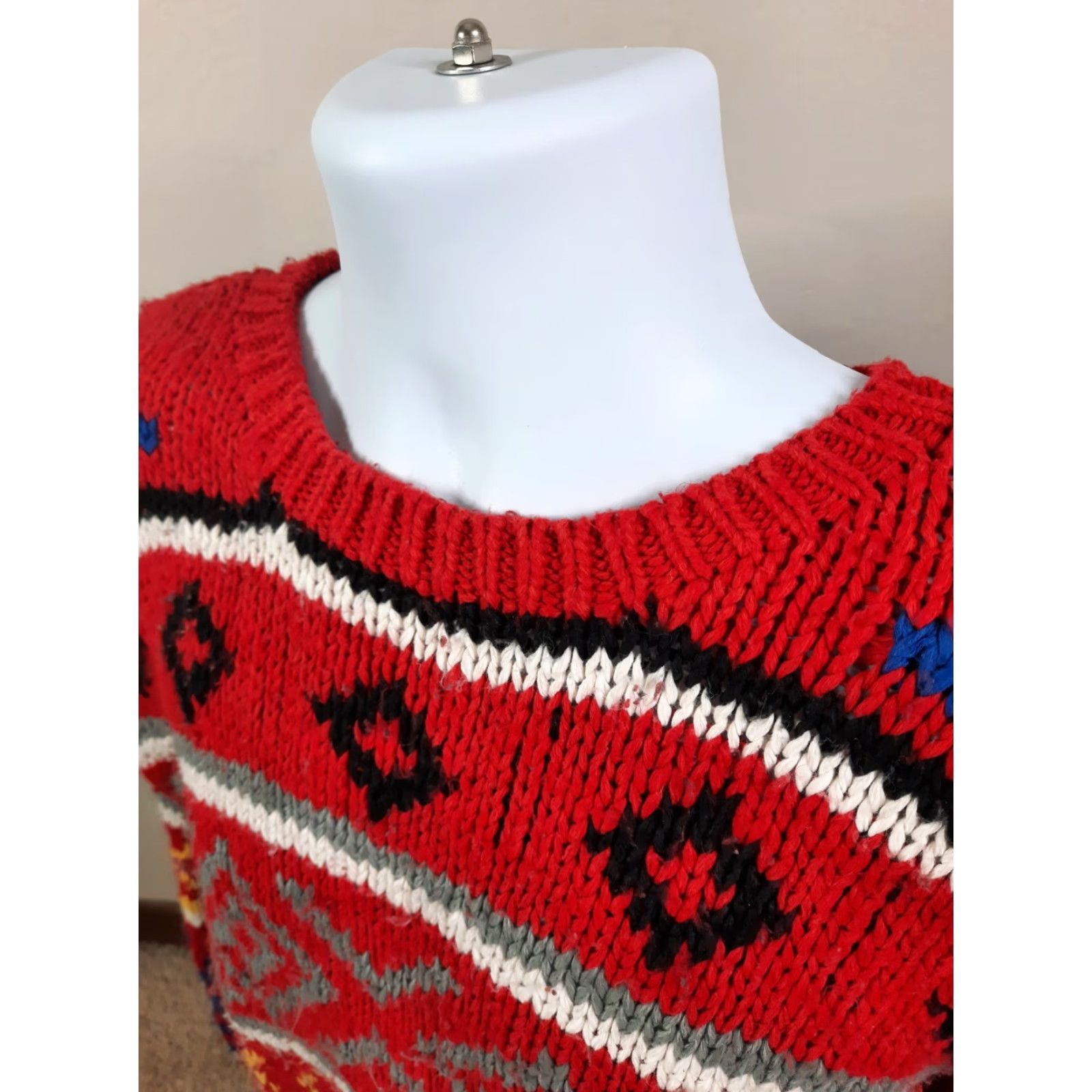 Incu VTG Inc. Men’s Crewneck Pullover Sweater Red Fair Isle 80s Knit S5 Medium (M) Vintage Size US M / EU 48-50 / 2 - 4 Thumbnail